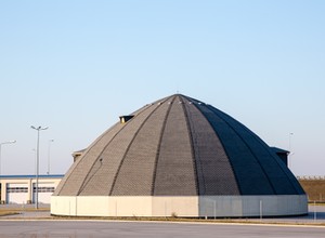 Tajemnicze konstrukcje przy polskich drogach to kopuły Fitzpatricka. Mają ważne zadanie