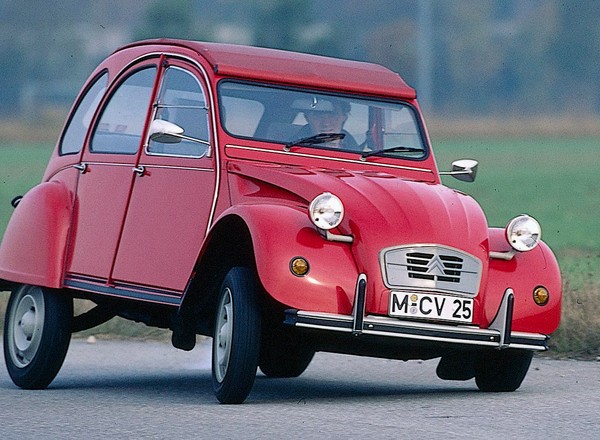 Citroen: 70. urodziny 2CV i 50. Mehari