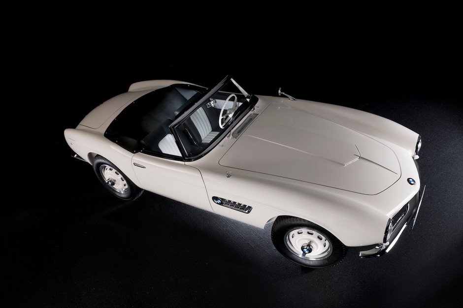 Odrestaurowane BMW 507 Elvisa Presleya