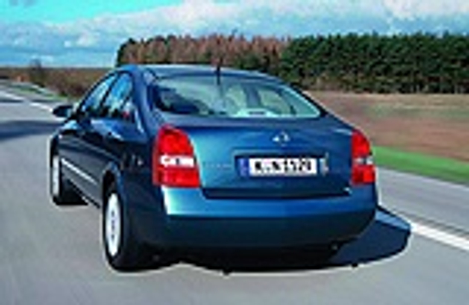 Nissan poza szeregiem