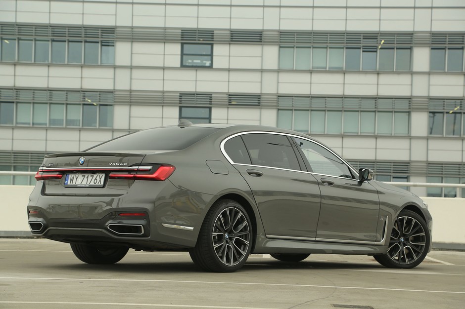 BMW 745Le XDrive - czy warto zazdrościć prezesom?
