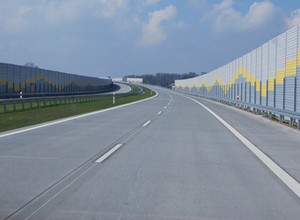 "Rak betonu" rozsadza trasę S8 - nowe problemy drogowców w Polsce