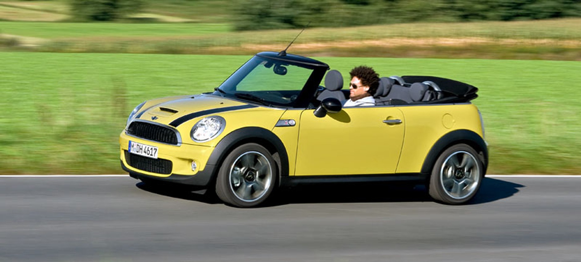 Detroit 2009: premiera światowa Mini Cabrio