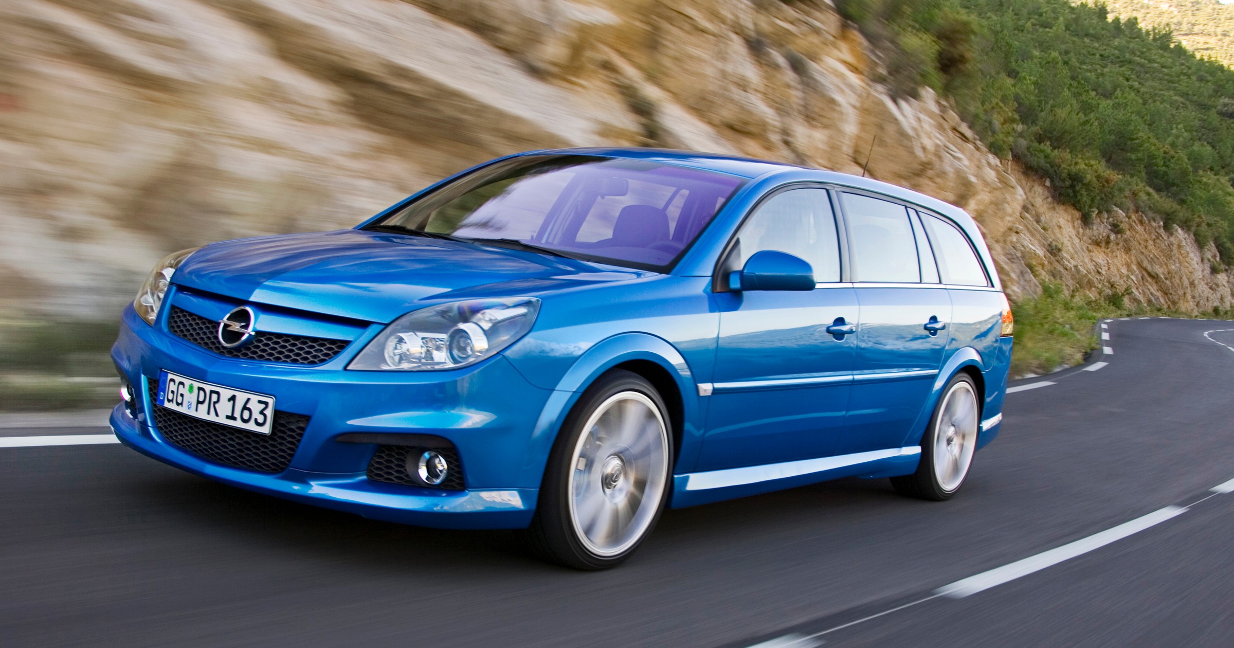 Opel-Vectra-Station-Wagon-OPC-205414