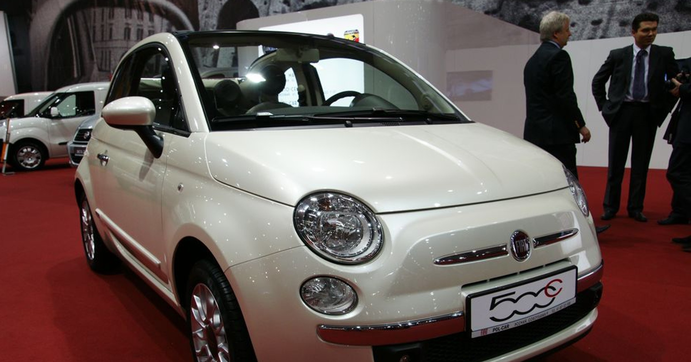 Poznań Motor Show 2010: honor uratowali dilerzy (galeria)