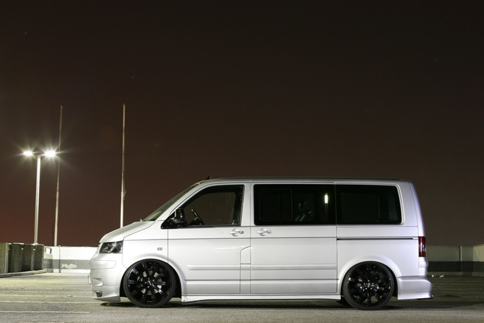Volkswagen Transporter MR Car Design