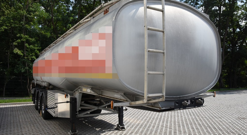 naczepa typu cysterna