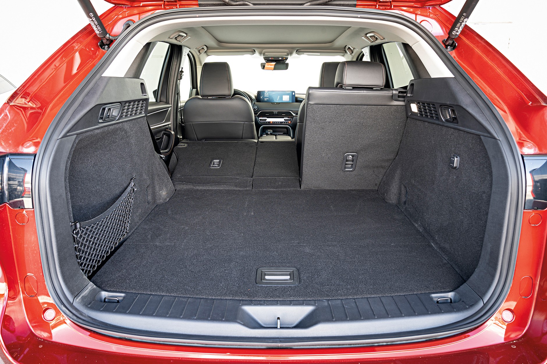 Mazda CX-60 kontra Mercedes GLC