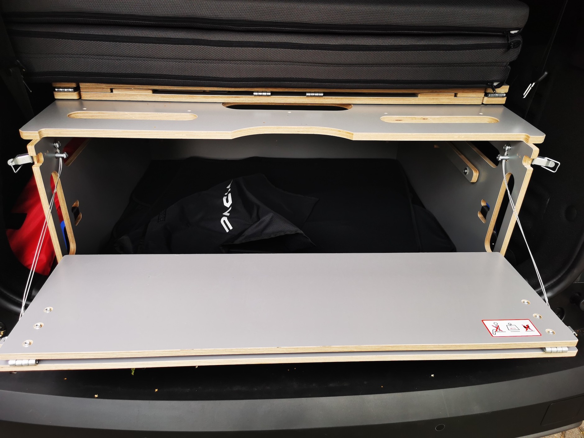 Dacia Jogger Extreme ECO G-100 LPG z wyposażeniem kempingowym