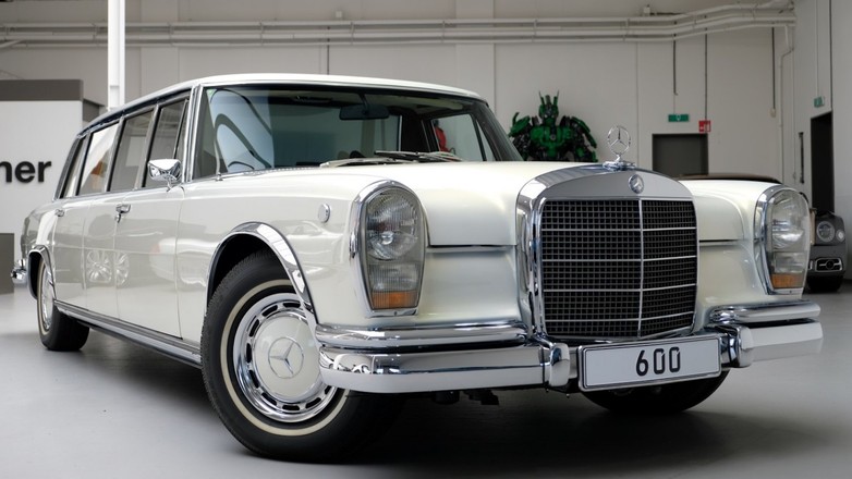 Mercedes 600 Pullman restomod