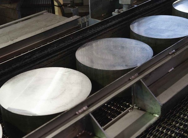 Jak powstają aluminiowe felgi Lexusów