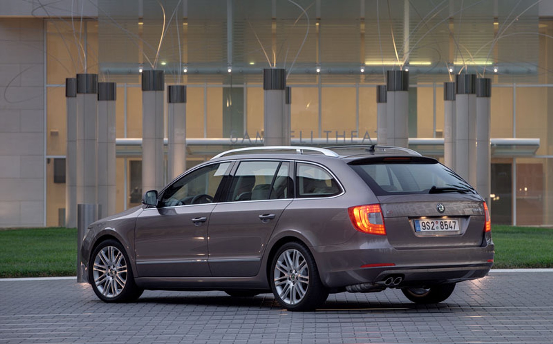 Škoda Superb Combi: pierwsze wrażenia z jazdy