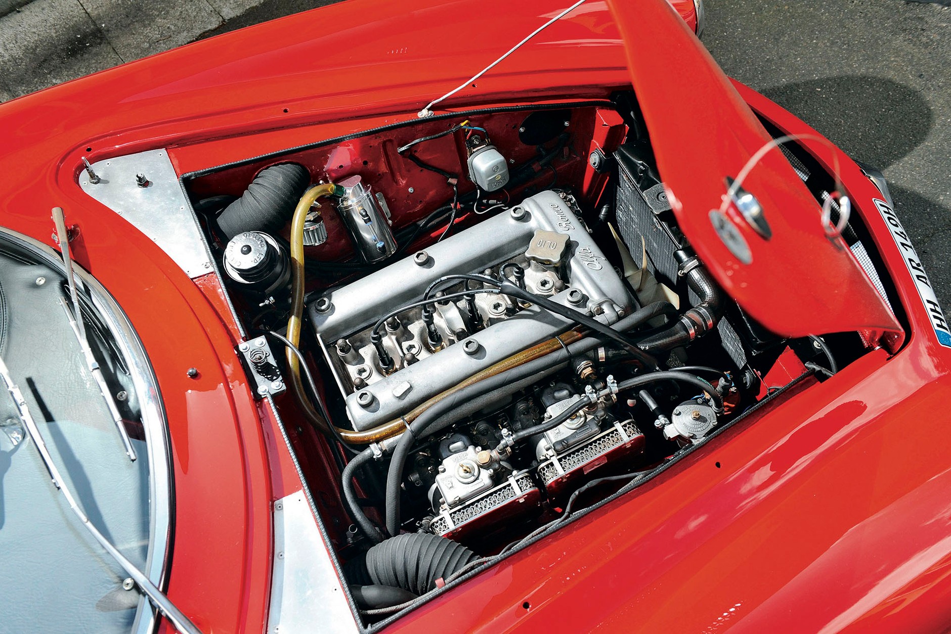 Alfa Romeo Giulia Sprint Speciale - klasyk wiecznie piękny