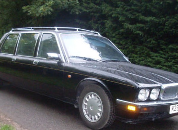 Lotniskowa wersja Jaguara XJ