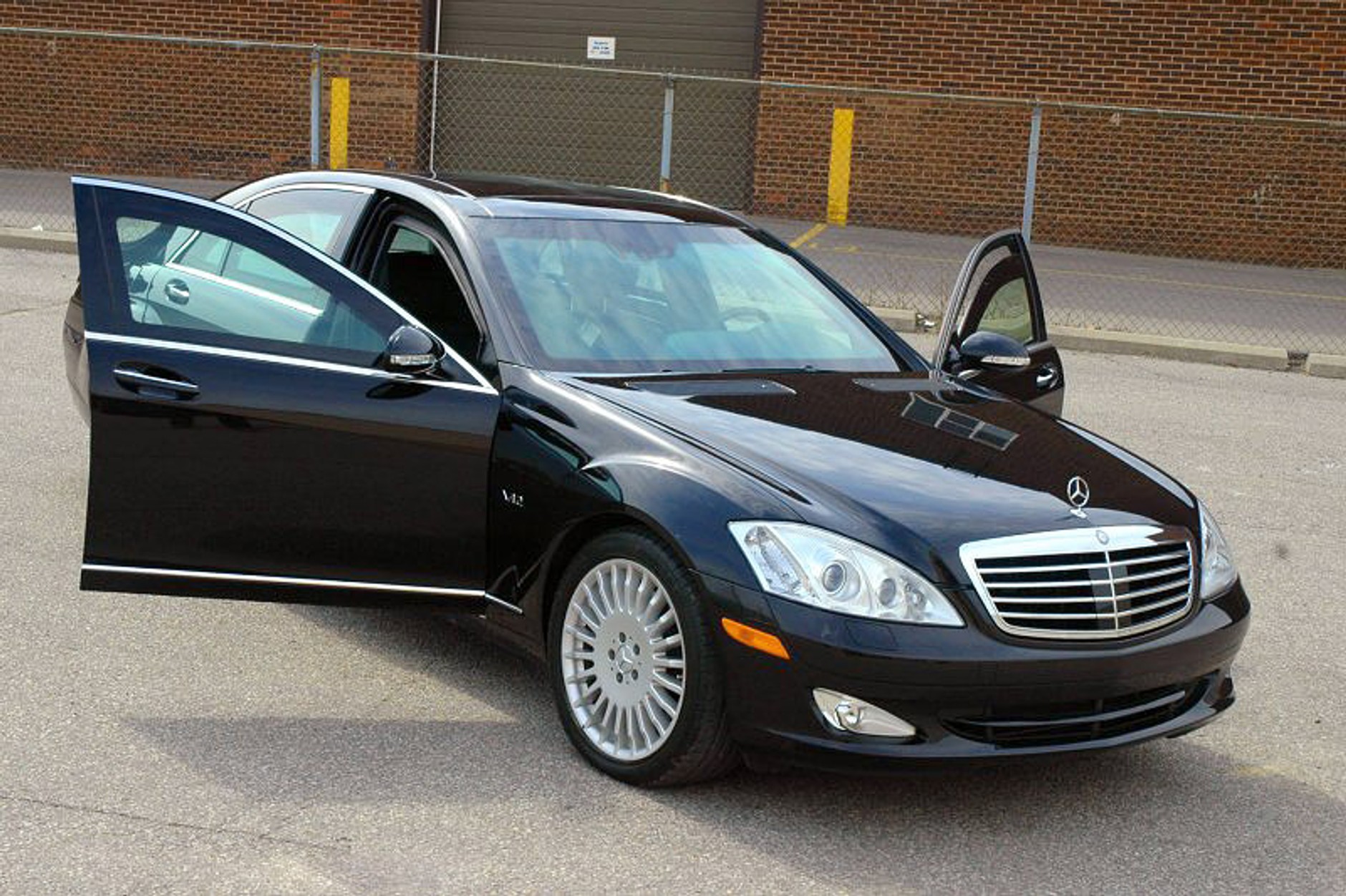 RENNtech S 600 – osobisty luksusowy czołg