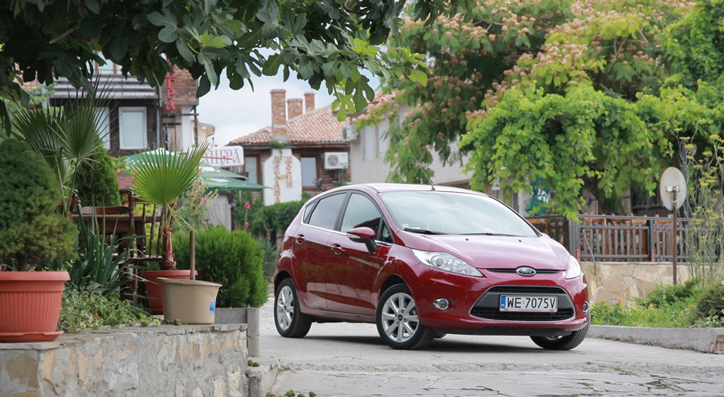 Ford Fiesta 1.4: czy mały Ford z „automatem” to ideał?