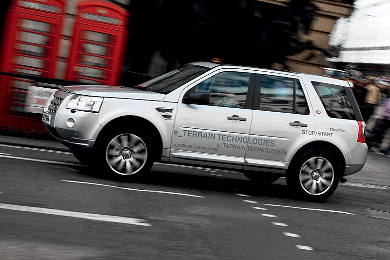 Genewa 2009: limitowany Range Rover Westminster i stop/start dla Freelandera 2