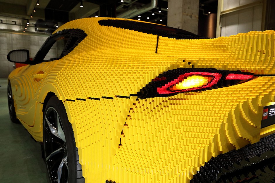 Toyota GR Supra z klocków Lego, wygląda świetnie i jeździ