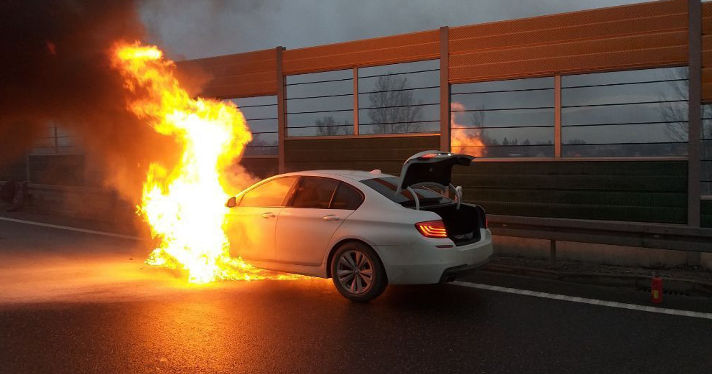 Pożar BMW