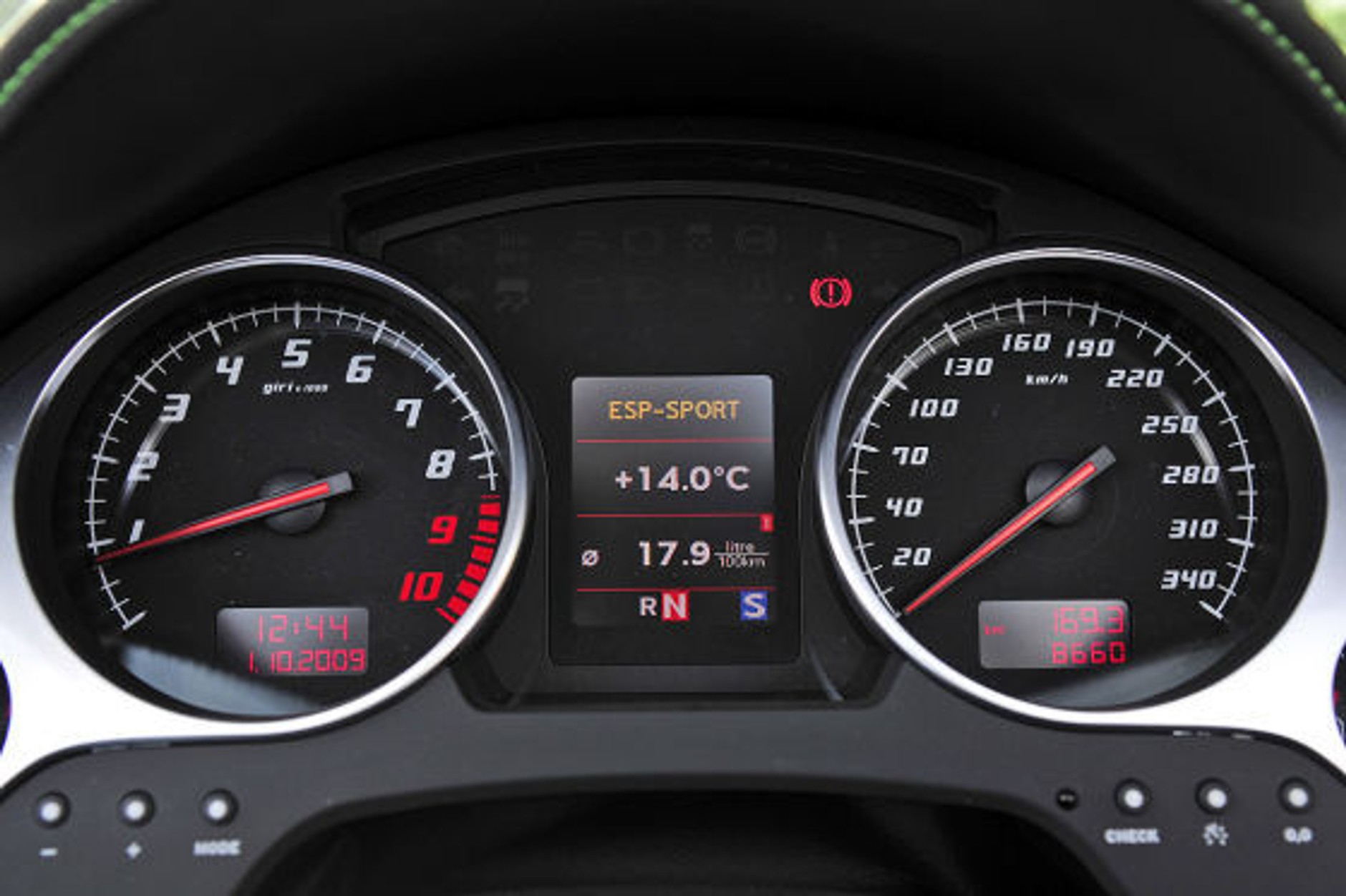 Traktor Lamborghini kontra Gallardo