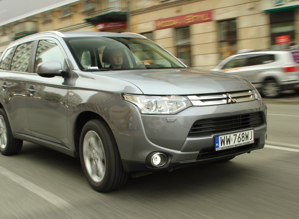 Outlander już za 90 tys. zł