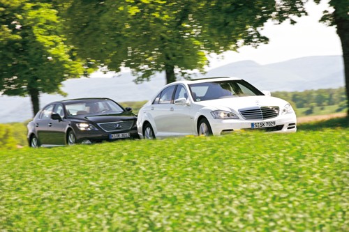 Lexus LS 600h kontra Mercedes S 400 Hybrid - Luksus z czystym sumieniem