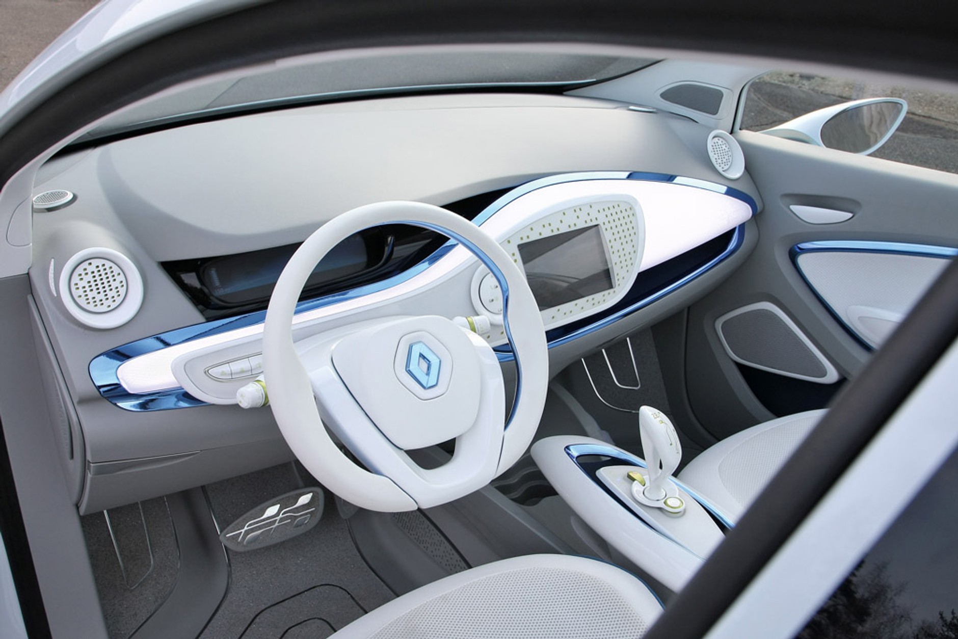 Elektryczny Renault Zoe przyjedzie do nas z kraju Asteriksa i Obeliksa