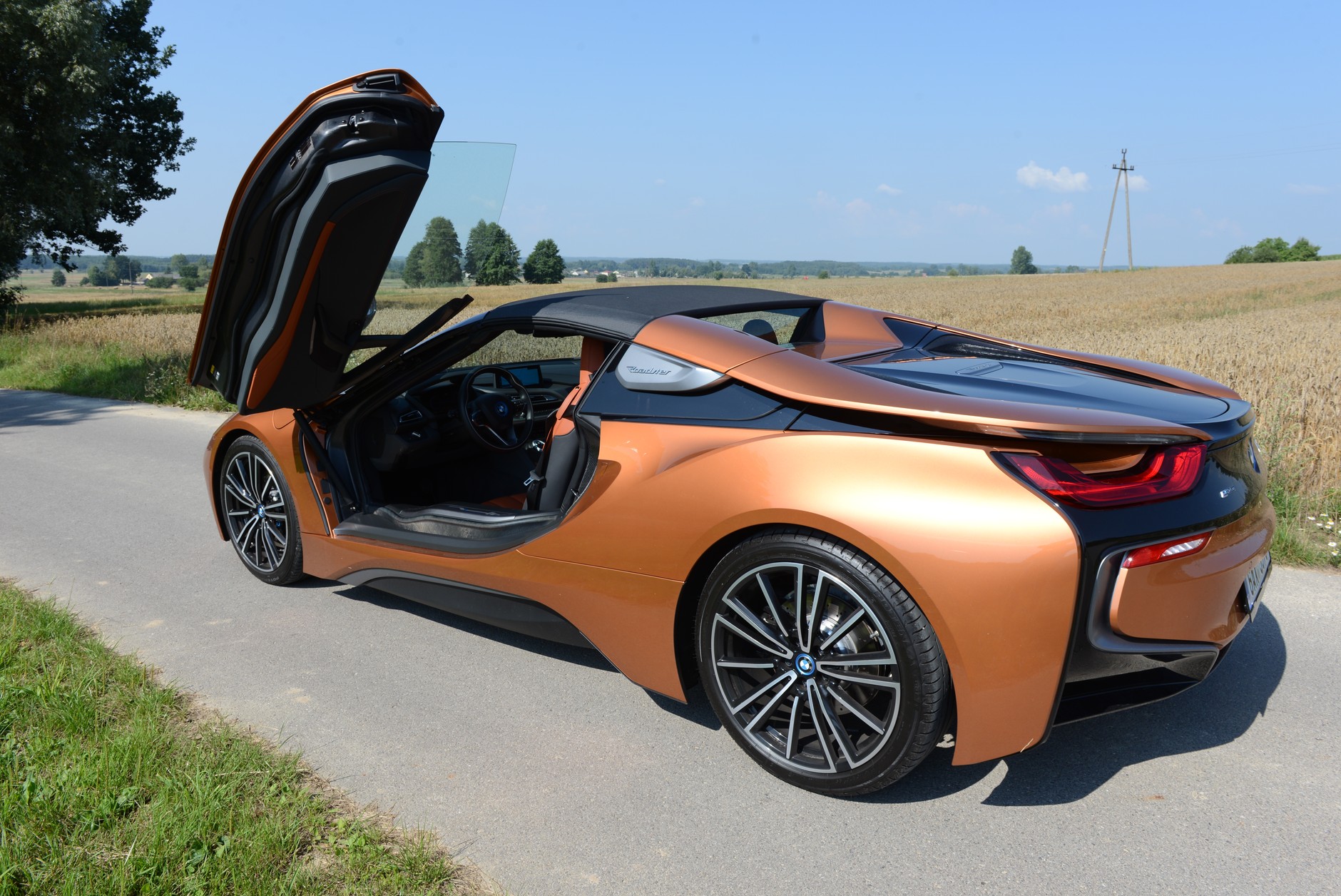 BMW i8 Roadster