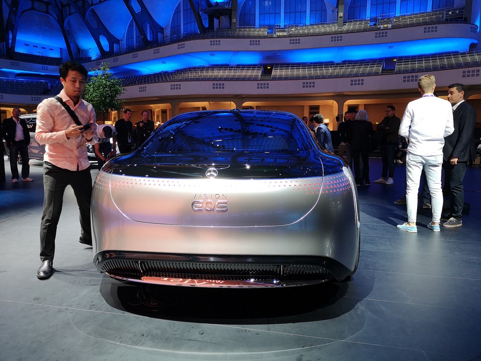 Mercedes Vision EQS