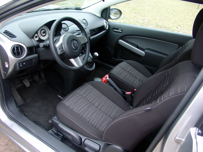Mazda2