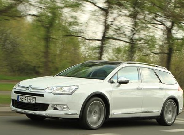 C5 Cross Tourer: Citroen na bezdroża?