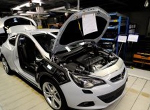Opel rozpoczął produkcję Astry GTC w Gliwicach