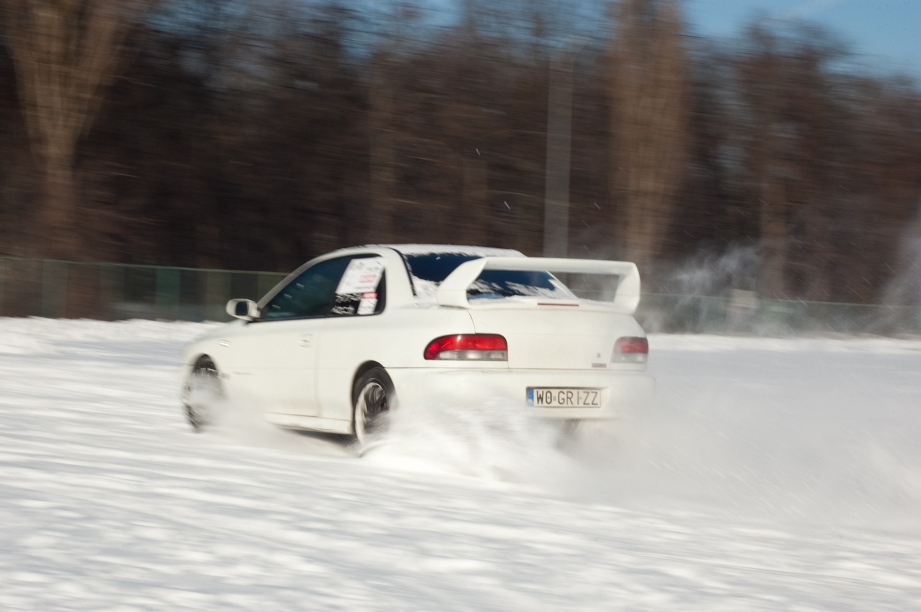 Doskonalenie techniki jazdy zimą: czyli KJS na Służewcu