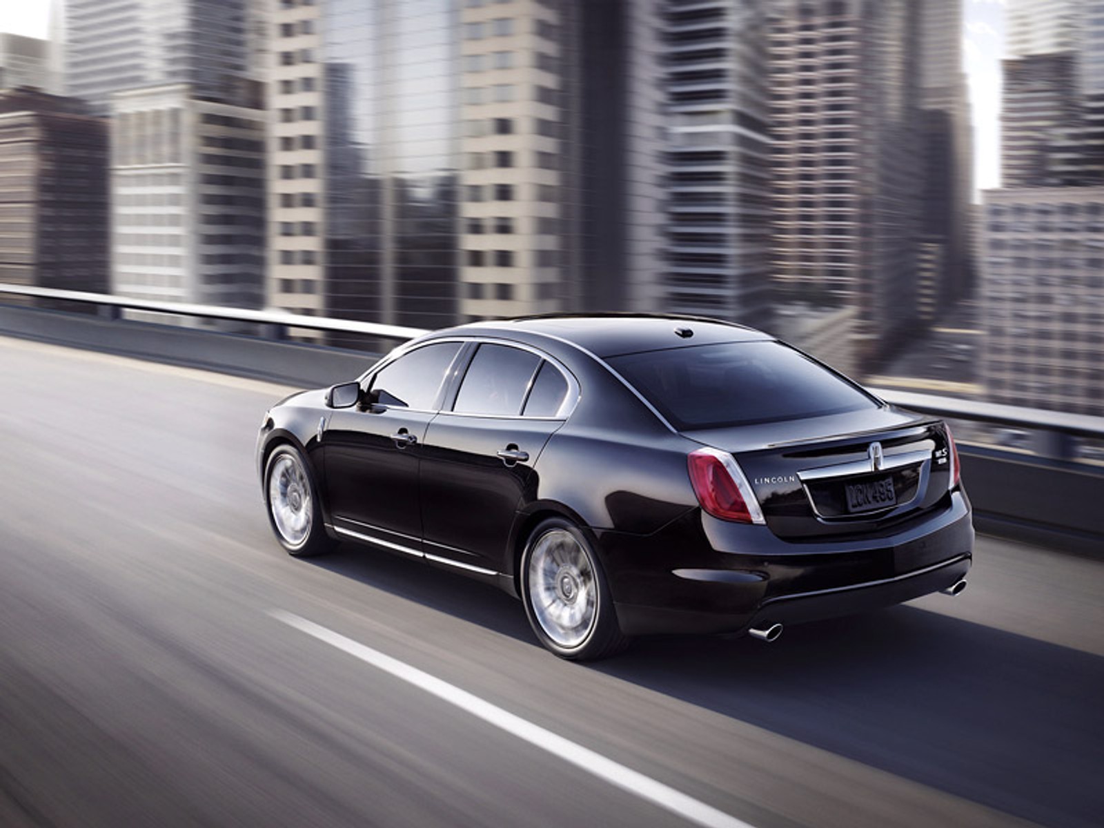 LA Auto Show 2007: Lincoln MKS - nowa amerykańska limuzyna (+ wideo)