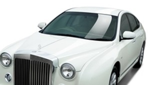 Mitsuoka Galue – Fiat, Rolls-Royce, Jaguar i Nissan w jednym