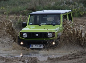 Suzuki Jimny – mały, dzielny wojownik