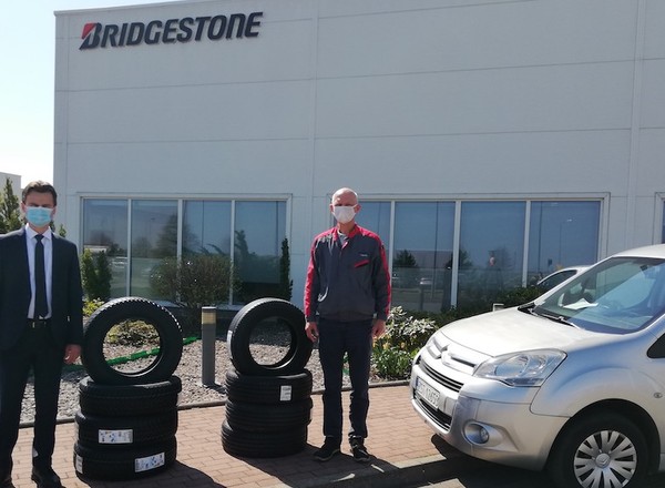 Bridgestone przekazał opony do karetek i pojazdów medycznych