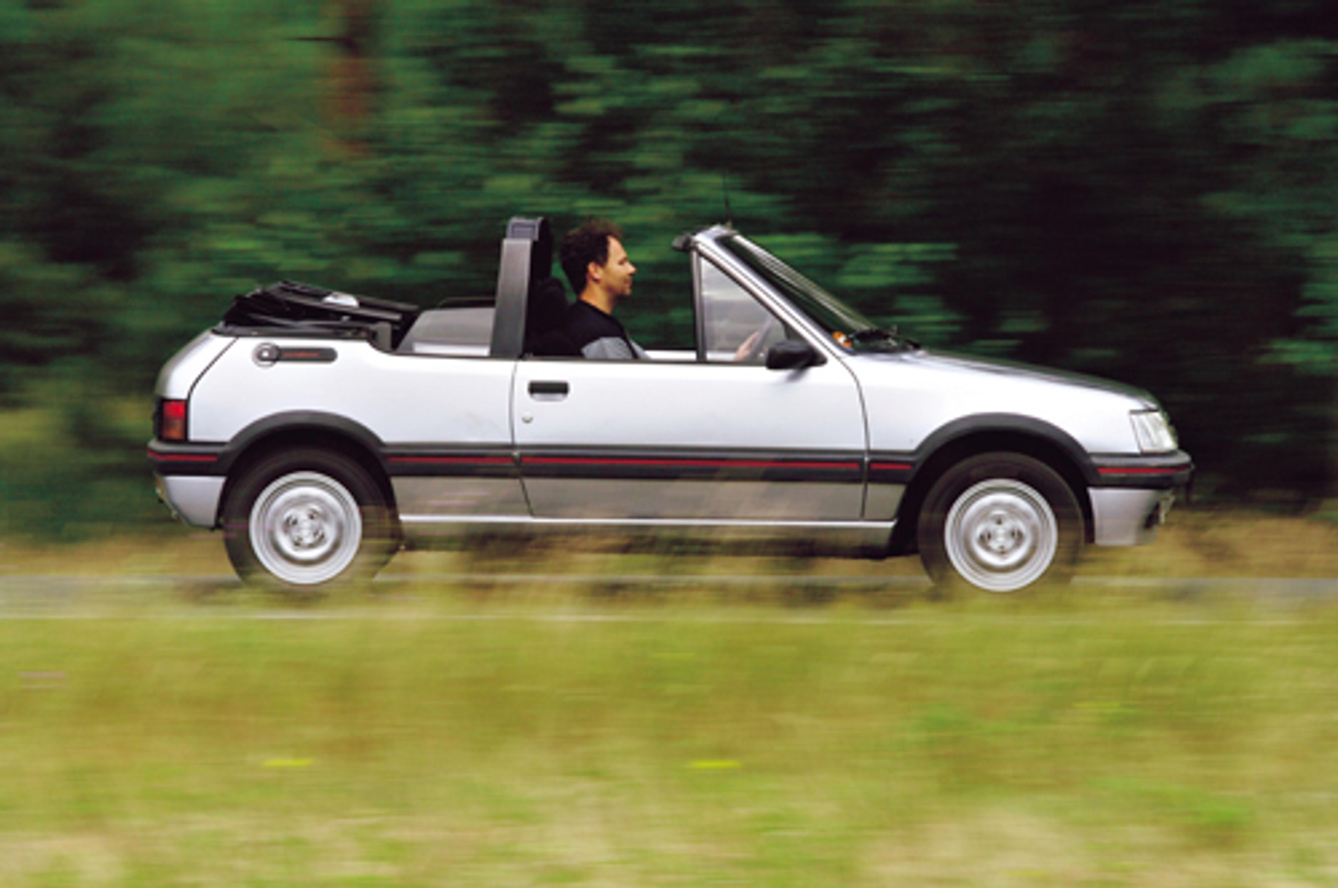 Fiat Barchetta, Mazda MX-5, Peugeot 205, VW Golf - Cabrio na początek