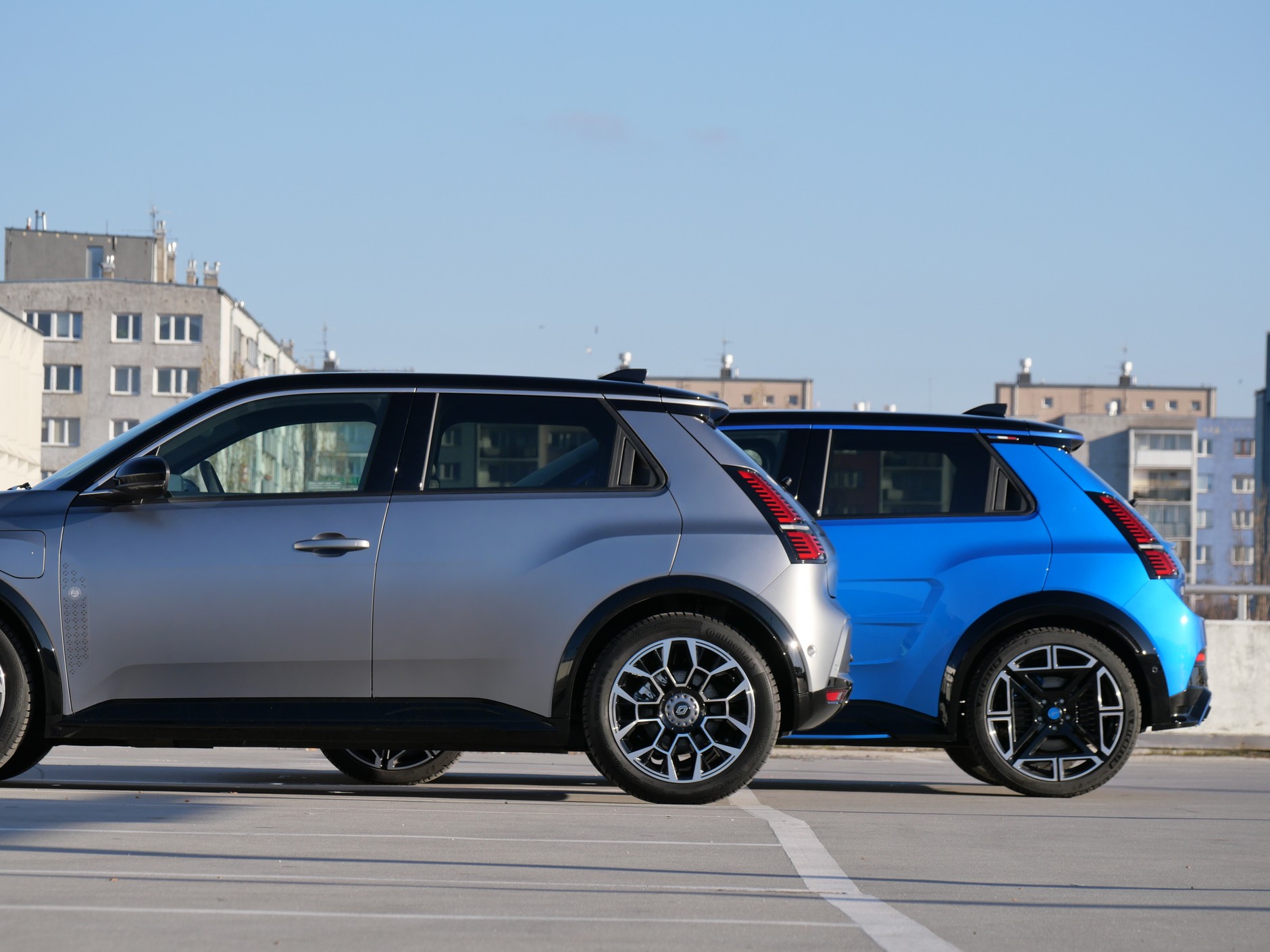 Renault 5 vs Alpine A290