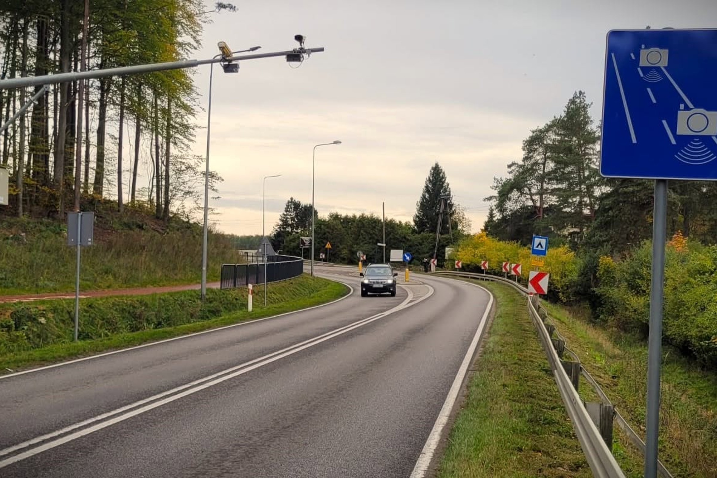 Odcinkowy pomiar prędkości w całej wsi. Skuteczniejszy niż fotoradar