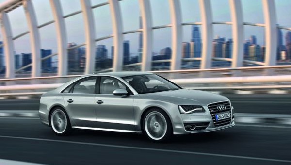 Całkiem nowe Audi S8