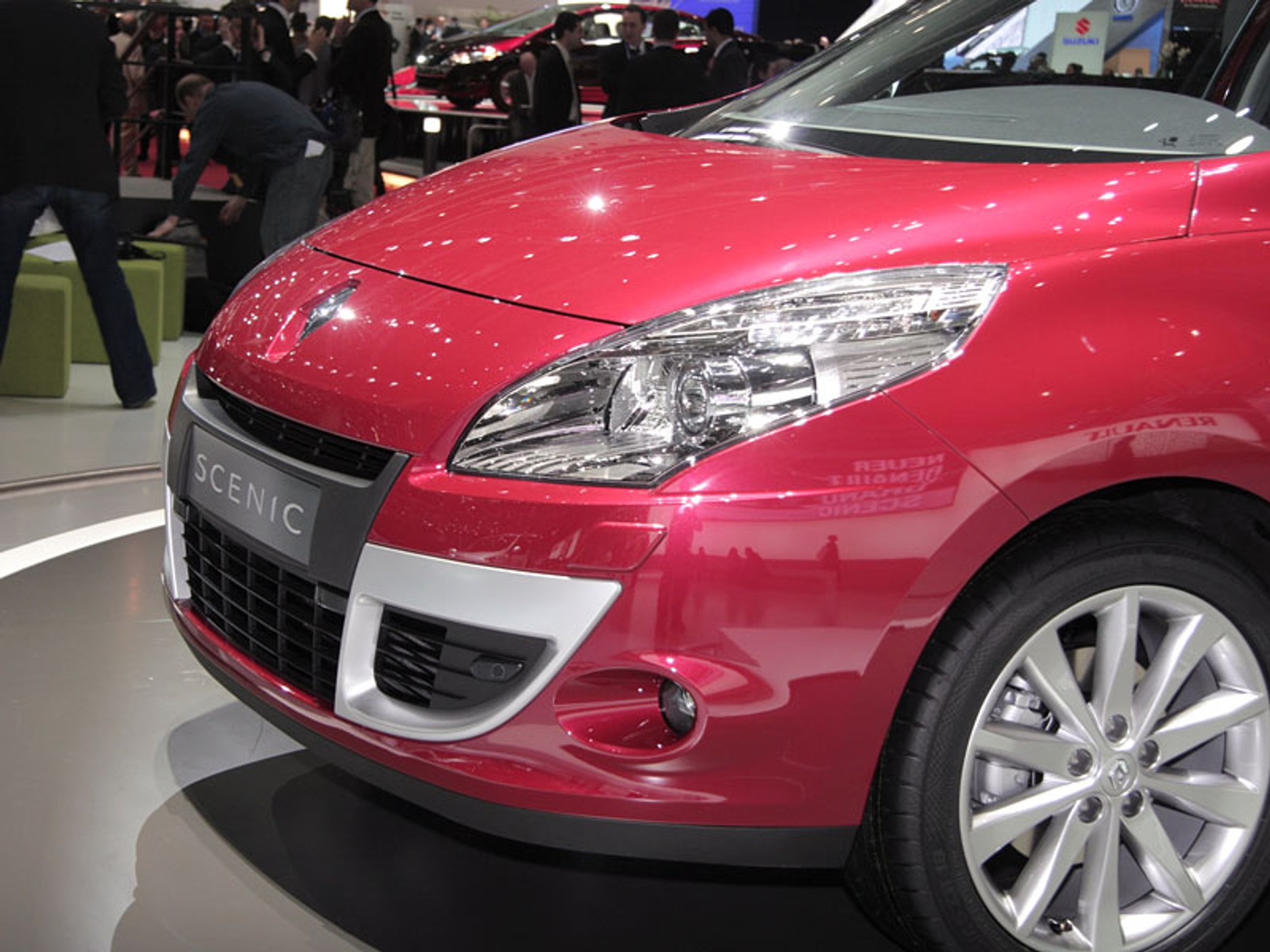 Genewa 2009: Renault Scénic – trzecie wydanie