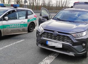 Cudzoziemiec jechał skradzioną Toyotą RAV4. Wpadł na granicy polsko-niemieckiej