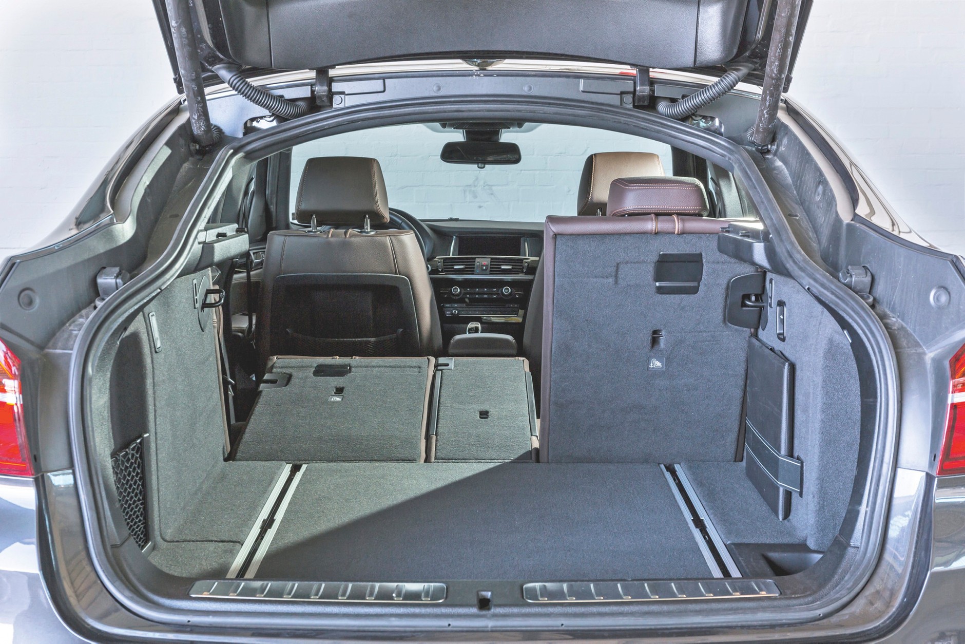 Pojedynek indywidualistów - BMW X4 i Jaguar F-Pace