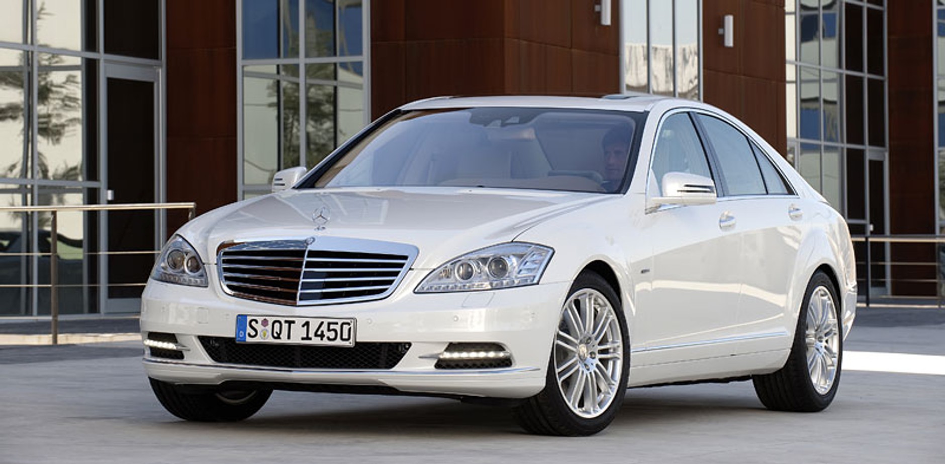 Mercedes-Benz S po faceliftingu – dane techniczne, ceny w Niemczech, duża fotogaleria