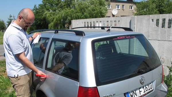 Szukamy auta z ogłoszenia. VW Golf: smutny samochód na lewych tablicach