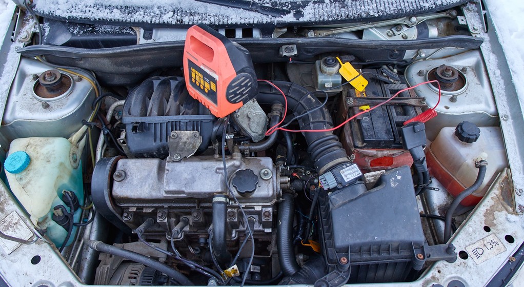 Awaryjne uruchamianie silnika