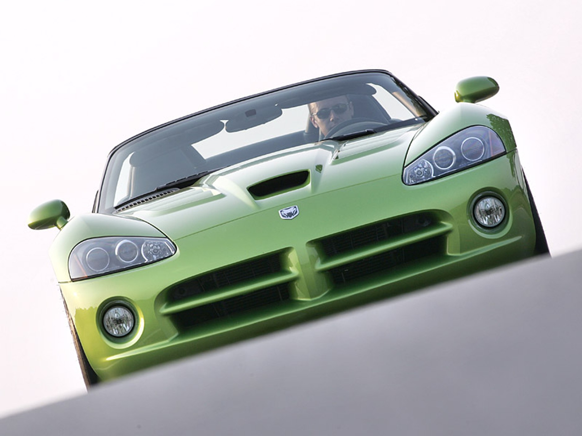 Dodge Viper SRT10 nie zamierza zejść ze sceny