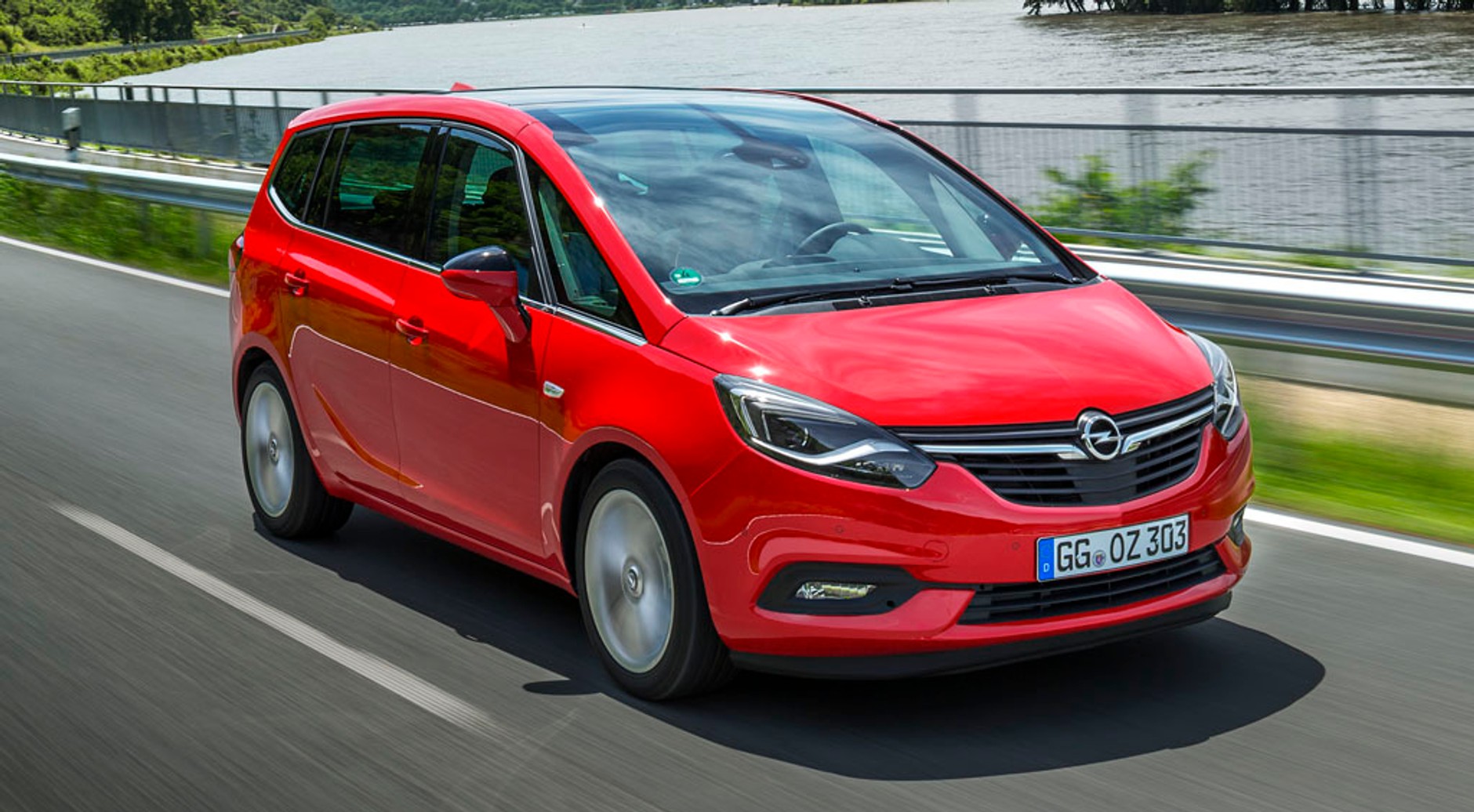 Wewnętrzna przemiana Opla Zafiry