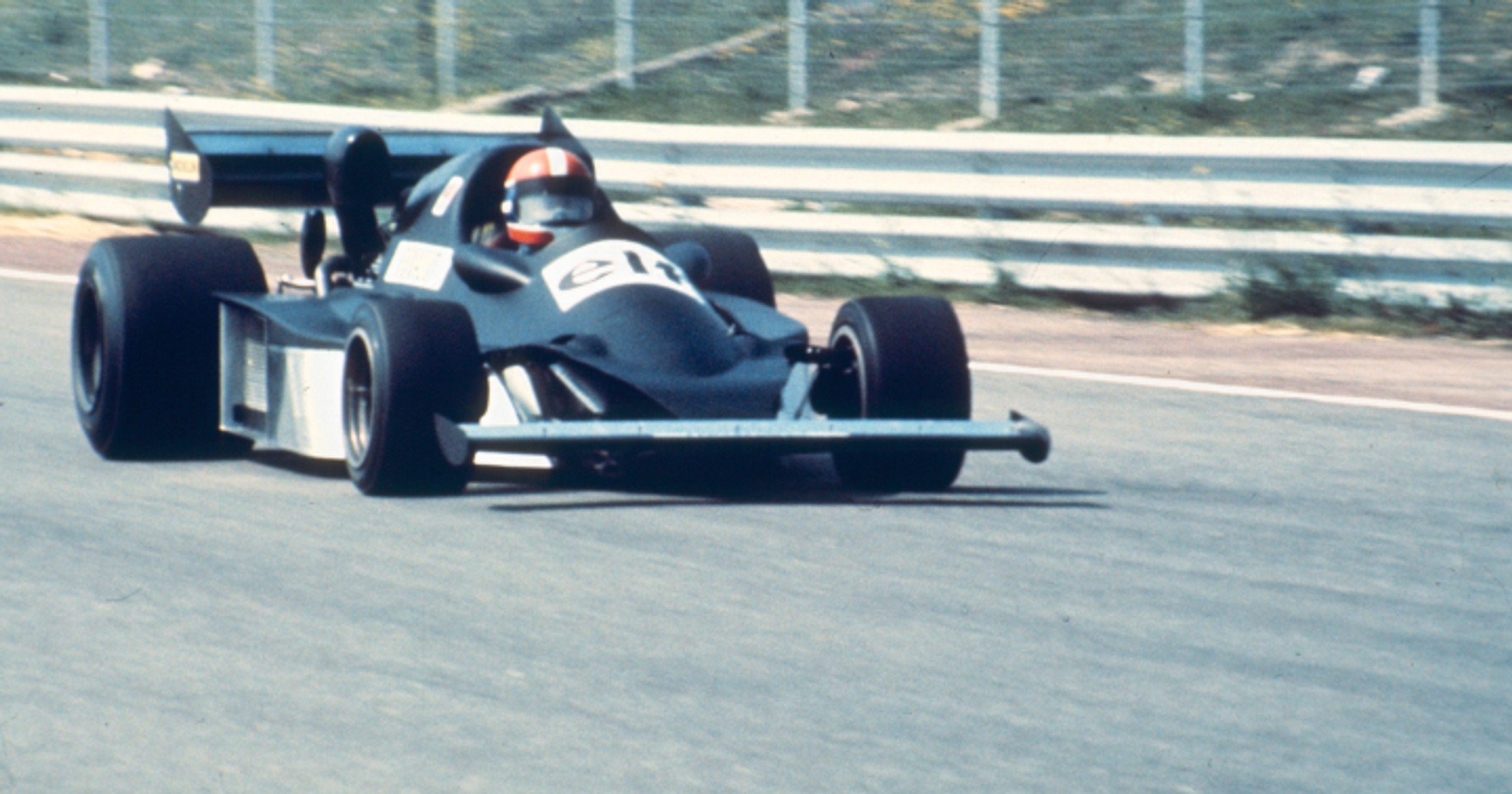 Bolidy Formuły 1 Renault podczas Classic Days